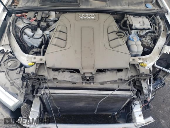 ✅ 2017 Audi Q7 Premium • VIN: WA1AAAF76HD019257 • Lot: 81672205. Wystawiony na Copart z przebiegiem 55 067 mil. Bezpłatny archiwum sprzedaży aukcyjnych z USA i szczegółowy raport historii pojazdu na DreamBid. Zdjęcie 12.