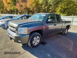 ✅ 2011 Chevrolet Silverado 1500 LT • VIN: 1GCRCSE08BZ352194 • Lot: 87394215. Listed on Copart with 167,640 mi. Free auction sales archive from the USA and detailed vehicle history report at DreamBid. Image 1.