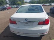 ✅ 2013 BMW 7 Series 740Li xDrive • VIN: WBAYF4C53DD127658 • Lot: 43203184. Wystawiony na IAAI z przebiegiem 151 446 mil. Bezpłatny archiwum sprzedaży aukcyjnych z USA i szczegółowy raport historii pojazdu na DreamBid. Zdjęcie 16.