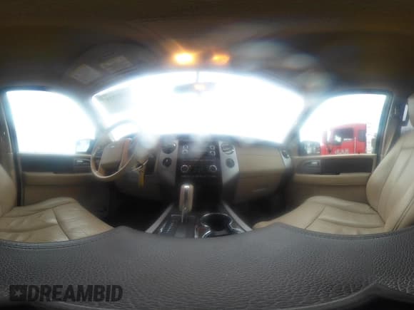 ✅ 2013 Ford Expedition Max XLT • VIN: 1FMJK1J51DEF30822 • Lot: 43873187. Listed on IAAI with 145,314 mi. Free auction sales archive from the USA and detailed vehicle history report at DreamBid. Image 19.