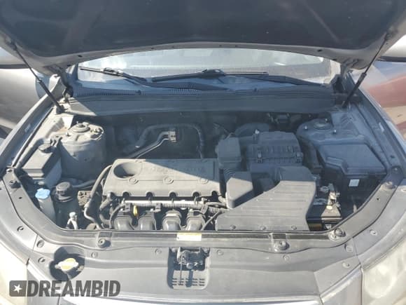 ✅ 2012 Hyundai Santa Fe Limited • VIN: 5XYZK3AB0CG095385 • Lot: 52490164. Listed on Copart with Not provided. Free auction sales archive from the USA and detailed vehicle history report at DreamBid. Image 11.