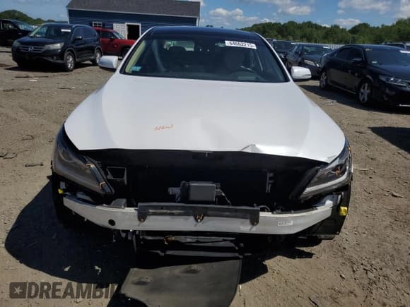 ✅ 2017 Genesis G80 3.8L • VIN: KMHGN4JE6HU191764 • Lot: 64662215. Listed on Copart with 85,316 mi. Free auction sales archive from the USA and detailed vehicle history report at DreamBid. Image 5.