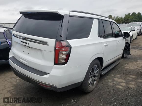 ✅ 2021 Chevrolet Tahoe Z71 • VIN: 1GNSKPKD2MR482362 • Лот: 81676365. Опубликован ранее на Copart с пробегом 114 814 миль. Бесплатный доступ к архиву аукционных продаж из США и подробный отчёт об истории автомобиля на DreamBid. Изображение 3.