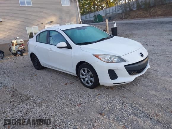 ✅ 2012 Mazda 3 i Sport • VIN: JM1BL1UG4C1551687 • Lot: 43390051. Wystawiony na IAAI z przebiegiem 139 705 mil. Bezpłatny archiwum sprzedaży aukcyjnych z USA i szczegółowy raport historii pojazdu na DreamBid. Zdjęcie 1.