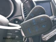 ✅ 2018 Jeep Grand Cherokee Laredo E • VIN: 1C4RJFAG6JC350543 • Лот: 43885813. Опубликован ранее на IAAI с пробегом 155 127 миль. Бесплатный доступ к архиву аукционных продаж из США и подробный отчёт об истории автомобиля на DreamBid. Изображение 11.