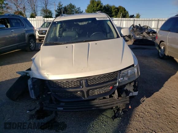 ✅ 2017 Dodge Journey Crossroad Plus • VIN: 3C4PDCGG7HT621421 • Лот: 70293854. Опубликован ранее на Copart с пробегом 133 839 миль. Бесплатный доступ к архиву аукционных продаж из США и подробный отчёт об истории автомобиля на DreamBid. Изображение 5.