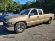 ✅ 2000 Chevrolet Silverado 1500 LS • VIN: 1GCEC19V7YE274392 • Lot: 84716775. Listed on Copart with 385,444 mi. Free auction sales archive from the USA and detailed vehicle history report at DreamBid. Image 1.