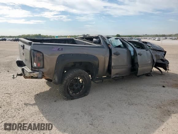 ✅ 2013 Chevrolet Silverado 1500 LT • VIN: 3GCPKSE78DG214083 • Lot: 84407865. Wystawiony na Copart z przebiegiem Nie podano. Bezpłatny archiwum sprzedaży aukcyjnych z USA i szczegółowy raport historii pojazdu na DreamBid. Zdjęcie 3.