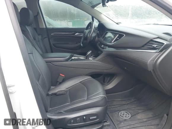 ✅ 2021 Buick Enclave Avenir • VIN: 5GAEVCKW7MJ218612 • Lot: 43238007. Wystawiony na IAAI z przebiegiem 97 554 mil. Bezpłatny archiwum sprzedaży aukcyjnych z USA i szczegółowy raport historii pojazdu na DreamBid. Zdjęcie 5.