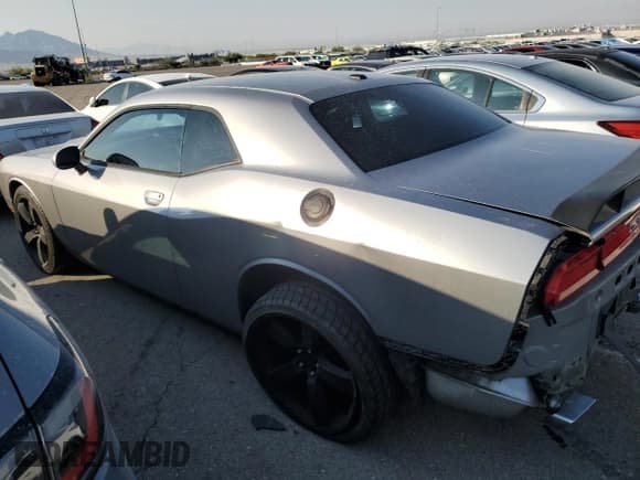✅ 2011 Dodge Challenger • VIN: 2B3CJ4DG6BH542907 • Lot: 70485444. Wystawiony na Copart z przebiegiem 123 440 mil. Bezpłatny archiwum sprzedaży aukcyjnych z USA i szczegółowy raport historii pojazdu na DreamBid. Zdjęcie 2.