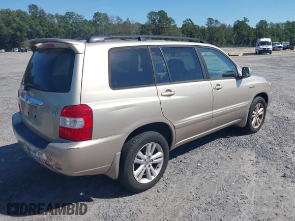 ✅ 2007 Toyota Highlander w/3rd Row • VIN: JTEEW21A570049479 • Лот: 43342512. Опубликован ранее на IAAI с пробегом 221 564 миль. Бесплатный доступ к архиву аукционных продаж из США и подробный отчёт об истории автомобиля на DreamBid. Изображение 4.