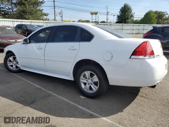 ✅ 2015 Chevrolet Impala LS • VIN: 2G1WA5E35F1116100 • Лот: 72219644. Опубликован ранее на Copart с пробегом 123 303 миль. Бесплатный доступ к архиву аукционных продаж из США и подробный отчёт об истории автомобиля на DreamBid. Изображение 2.