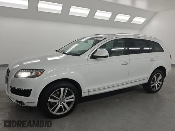 ✅ 2015 Audi Q7 Premium Plus • VIN: WA1LMAFE9FD014498 • Lot: 68560895. Listed on Copart with 192,260 mi. Free auction sales archive from the USA and detailed vehicle history report at DreamBid. Image 1.