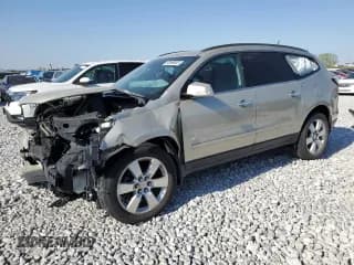 ✅ 2014 Chevrolet Traverse LTZ • VIN: 1GNKVJKD4EJ286170 • Lot: 80499053. Wystawiony na Copart z przebiegiem 119 738 mil. Bezpłatny archiwum sprzedaży aukcyjnych z USA i szczegółowy raport historii pojazdu na DreamBid. Zdjęcie 1.