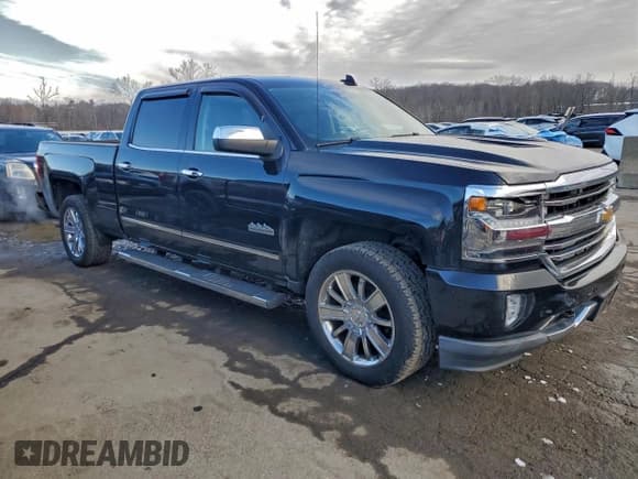 ✅ 2017 Chevrolet Silverado 1500 High Country • VIN: 3GCUKTEC4HG159465 • Лот: 94688485. Опубликован ранее на Copart с пробегом 90 273 миль. Бесплатный доступ к архиву аукционных продаж из США и подробный отчёт об истории автомобиля на DreamBid. Изображение 4.