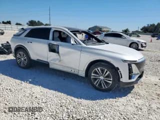 ✅ 2024 Cadillac LYRIQ Luxury • VIN: 1GYKPPRL2RZ102994 • Lot: 86116515. Wystawiony na Copart z przebiegiem 13 877 mil. Bezpłatny archiwum sprzedaży aukcyjnych z USA i szczegółowy raport historii pojazdu na DreamBid. Zdjęcie 4.