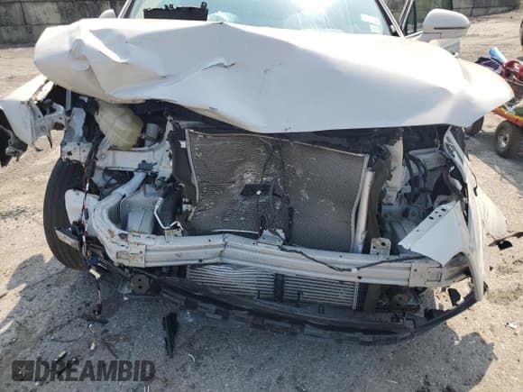 ✅ 2023 Lincoln Nautilus Reserve • VIN: 2LMPJ8K98PBL28510 • Lot: 58662745. Listed on Copart with Not provided. Free auction sales archive from the USA and detailed vehicle history report at DreamBid. Image 12.