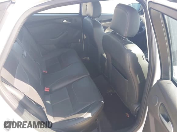 ✅ 2016 Ford Focus Titanium • VIN: 1FADP3J23GL358772 • Лот: 42103694. Опубликован ранее на IAAI с пробегом 85 290 миль. Бесплатный доступ к архиву аукционных продаж из США и подробный отчёт об истории автомобиля на DreamBid. Изображение 8.