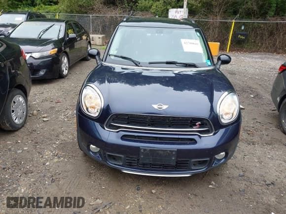✅ 2016 MINI Countryman S • VIN: WMWZC5C56GWU02063 • Lot: 42700641. Listed on IAAI with 157,960 mi. Free auction sales archive from the USA and detailed vehicle history report at DreamBid. Image 6.