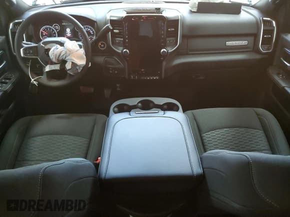 ✅ 2025 Ram 2500 Big Horn • VIN: 3C6UR5DJ0SG567029 • Лот: 61015425. Опубликован ранее на Copart с пробегом 48 миль. Бесплатный доступ к архиву аукционных продаж из США и подробный отчёт об истории автомобиля на DreamBid. Изображение 8.