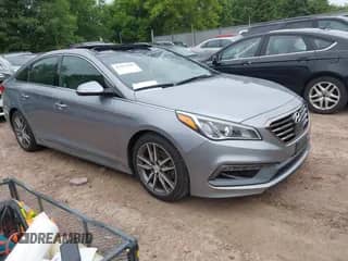 2015 Hyundai Sonata Sport z VIN 5NPE34AB8FH045199, wystawiony jako IAAI lot #42597848 z przebiegiem 139 282 mil mil oraz . Historia ofert i sprzedaży dostępna na DreamBid. Obrazek 1.