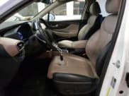 ✅ 2020 Hyundai Santa Fe Limited • VIN: 5NMS5CAA3LH298468 • Lot: 44438983. Wystawiony na Copart z przebiegiem 41 350 mil. Bezpłatny archiwum sprzedaży aukcyjnych z USA i szczegółowy raport historii pojazdu na DreamBid. Zdjęcie 7.