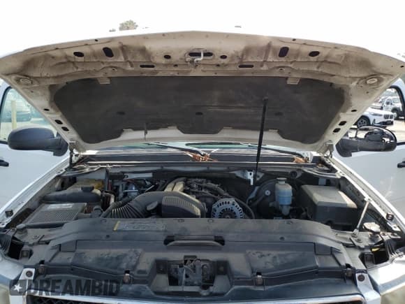 ✅ 2009 Chevrolet Suburban LS • VIN: 1GNFC16J09R194326 • Lot: 69039065. Listed on Copart with 136,859 mi. Free auction sales archive from the USA and detailed vehicle history report at DreamBid. Image 12.