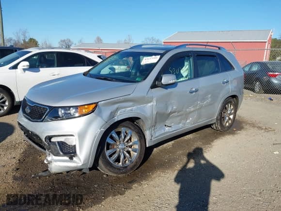 ✅ 2012 Kia Sorento SX • VIN: 5XYKWDA29CG219715 • Lot: 43613966. Listed on IAAI with 244,949 mi. Free auction sales archive from the USA and detailed vehicle history report at DreamBid. Image 2.