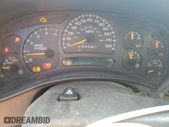 ✅ 2006 Chevrolet Silverado 2500HD LT1 • VIN: 1GCHK29D26E247336 • Lot: 92932585. Wystawiony na Copart z przebiegiem 320 091 mil. Bezpłatny archiwum sprzedaży aukcyjnych z USA i szczegółowy raport historii pojazdu na DreamBid. Zdjęcie 9.