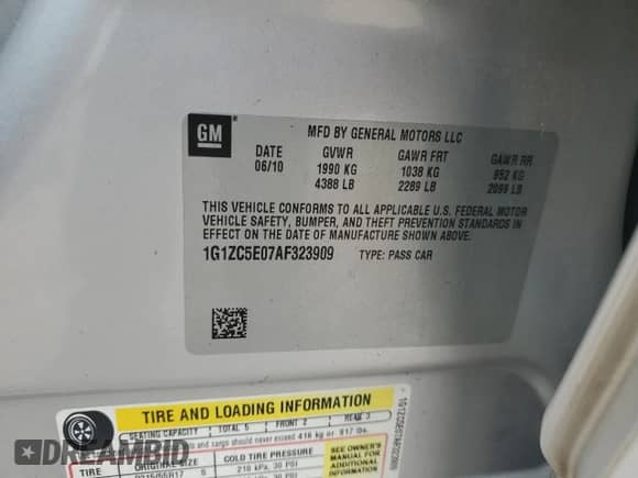 2010 Chevrolet Malibu 1LT z VIN 1G1ZC5E07AF323909, wystawiony jako Copart lot #56308914 z przebiegiem 169 154 mil mil oraz Szkoda całkowita • Salvage title. Historia ofert i sprzedaży dostępna na DreamBid. Obrazek 12.