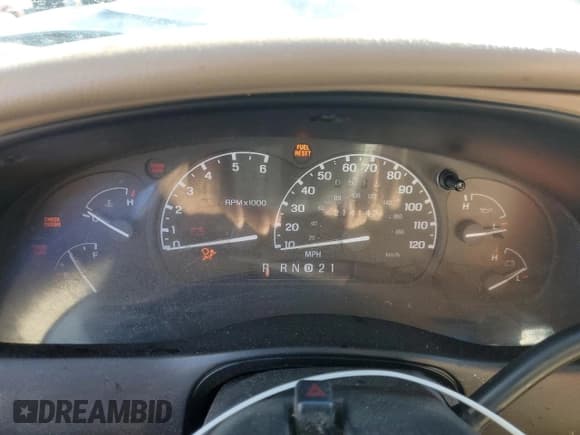 ✅ 1997 Ford Explorer XL • VIN: 1FMDU34E4VUB04211 • Lot: 82253335. Listed on Copart with 214,142 mi. Free auction sales archive from the USA and detailed vehicle history report at DreamBid. Image 9.