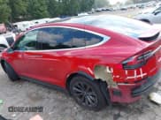 ✅ 2017 Tesla Model X 90D • VIN: 5YJXCBE20HF066492 • Lot: 43251497. Wystawiony na IAAI z przebiegiem 67 428 mil. Bezpłatny archiwum sprzedaży aukcyjnych z USA i szczegółowy raport historii pojazdu na DreamBid. Zdjęcie 3.