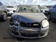 ✅ 2009 Volkswagen Jetta S • VIN: 3VWHZ71KX9M011693 • Лот: 87076904. Опубликован ранее на Copart с пробегом 157 478 миль. Бесплатный доступ к архиву аукционных продаж из США и подробный отчёт об истории автомобиля на DreamBid. Изображение 5.