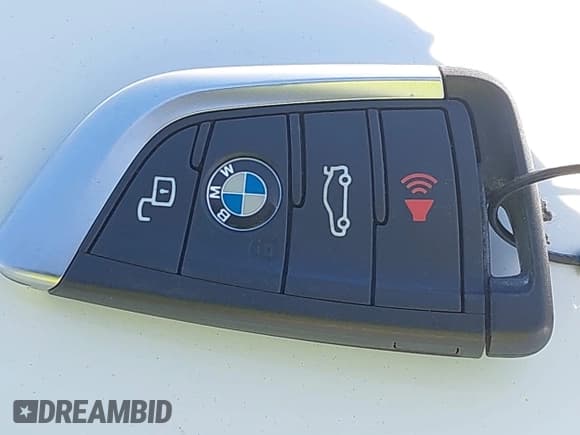 ✅ 2024 BMW 2 Series 228i xDrive • VIN: WBA73AK05R7R66807 • Lot: 43167274. Wystawiony na IAAI z przebiegiem 21 416 mil. Bezpłatny archiwum sprzedaży aukcyjnych z USA i szczegółowy raport historii pojazdu na DreamBid. Zdjęcie 11.