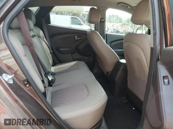 2015 Hyundai Tucson GLS z VIN KM8JT3AF4FU977770, wystawiony jako Copart lot #48023043 z przebiegiem 119 062 mil mil oraz . Historia ofert i sprzedaży dostępna na DreamBid. Obrazek 10.