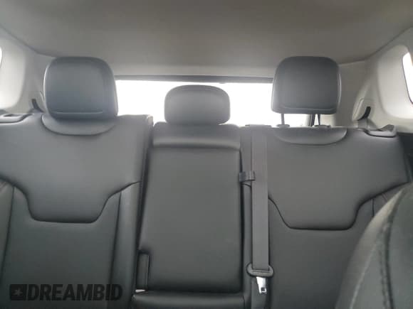 ✅ 2020 Jeep Compass High Altitude • VIN: 3C4NJDCB0LT228627 • Lot: 63768145. Wystawiony na Copart z przebiegiem 26 424 mil. Bezpłatny archiwum sprzedaży aukcyjnych z USA i szczegółowy raport historii pojazdu na DreamBid. Zdjęcie 10.