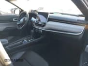 ✅ 2024 Jeep Compass Latitude • VIN: 3C4NJDBNXRT605923 • Lot: 43782149. Listed on IAAI with 38,997 mi. Free auction sales archive from the USA and detailed vehicle history report at DreamBid. Image 5.