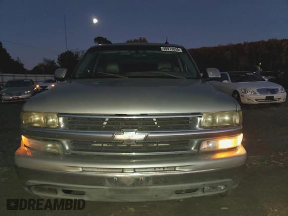 ✅ 2004 Chevrolet Suburban LS • VIN: 3GNEC16Z14G206722 • Lot: 90979855. Listed on Copart with Not provided. Free auction sales archive from the USA and detailed vehicle history report at DreamBid. Image 5.
