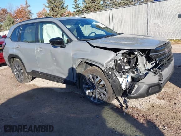 ✅ 2025 Subaru Forester Touring • VIN: JF2SLDTC4SH511827 • Lot: 43650756. Listed on IAAI with 9,659 mi. Free auction sales archive from the USA and detailed vehicle history report at DreamBid. Image 1.
