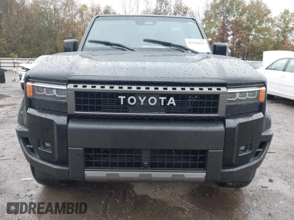 ✅ 2024 Toyota Land Cruiser • VIN: JTEABFAJ0RK006158 • Lot: 43544823. Wystawiony na IAAI z przebiegiem 30 220 mil. Bezpłatny archiwum sprzedaży aukcyjnych z USA i szczegółowy raport historii pojazdu na DreamBid. Zdjęcie 12.