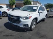 ✅ 2018 Chevrolet Traverse LT Cloth • VIN: 1GNERGKW2JJ165735 • Lot: 43156155. Wystawiony na IAAI z przebiegiem 96 583 mil. Bezpłatny archiwum sprzedaży aukcyjnych z USA i szczegółowy raport historii pojazdu na DreamBid. Zdjęcie 19.