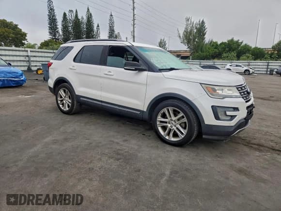 ✅ 2016 Ford Explorer XLT • VIN: 1FM5K7D80GGD21879 • Лот: 95105185. Опубликован ранее на Copart с пробегом 88 049 миль. Бесплатный доступ к архиву аукционных продаж из США и подробный отчёт об истории автомобиля на DreamBid. Изображение 4.