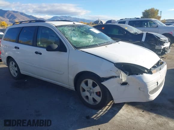 ✅ 2001 Ford Focus SE • VIN: 1FAFP36341W327269 • Lot: 43653495. Listed on IAAI with 205,380 mi. Free auction sales archive from the USA and detailed vehicle history report at DreamBid. Image 1.
