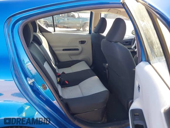 ✅ 2014 Toyota Prius Two • VIN: JTDKDTB38E1083409 • Лот: 43562903. Опубликован ранее на IAAI с пробегом 98 820 миль. Бесплатный доступ к архиву аукционных продаж из США и подробный отчёт об истории автомобиля на DreamBid. Изображение 8.