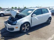 ✅ 2009 Volkswagen Golf GTI • VIN: WVWHV71K99W136439 • Лот: 42367806. Опубликован ранее на IAAI с пробегом 131 547 миль. Бесплатный доступ к архиву аукционных продаж из США и подробный отчёт об истории автомобиля на DreamBid. Изображение 2.