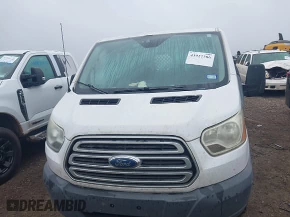 ✅ 2016 Ford Transit Cargo • VIN: 1FTYR1ZM0GKB20142 • Лот: 43922306. Опубликован ранее на IAAI с пробегом 194 766 миль. Бесплатный доступ к архиву аукционных продаж из США и подробный отчёт об истории автомобиля на DreamBid. Изображение 12.