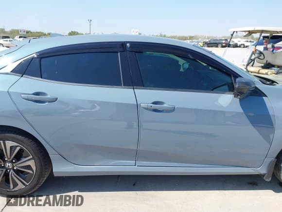 ✅ 2018 Honda Civic EX-L • VIN: SHHFK7H70JU222893 • Lot: 43178061. Wystawiony na IAAI z przebiegiem 160 771 mil. Bezpłatny archiwum sprzedaży aukcyjnych z USA i szczegółowy raport historii pojazdu na DreamBid. Zdjęcie 13.