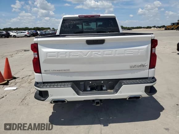 ✅ 2020 Chevrolet Silverado 1500 High Country • VIN: 1GCUYHEL9LZ377390 • Lot: 63809684. Wystawiony na Copart z przebiegiem Nie podano. Bezpłatny archiwum sprzedaży aukcyjnych z USA i szczegółowy raport historii pojazdu na DreamBid. Zdjęcie 6.