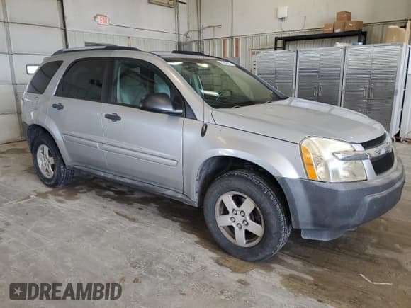 ✅ 2005 Chevrolet Equinox LS • VIN: 2CNDL23F456172692 • Лот: 64838915. Опубликован ранее на Copart с пробегом 156 142 миль. Бесплатный доступ к архиву аукционных продаж из США и подробный отчёт об истории автомобиля на DreamBid. Изображение 4.