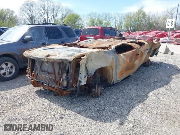 ✅ 2011 Chevrolet Silverado 2500HD LTZ • VIN: 1GC1KYC82BF129484 • Lot: 39110624. Listed on IAAI with Not provided. Free auction sales archive from the USA and detailed vehicle history report at DreamBid. Image 2.